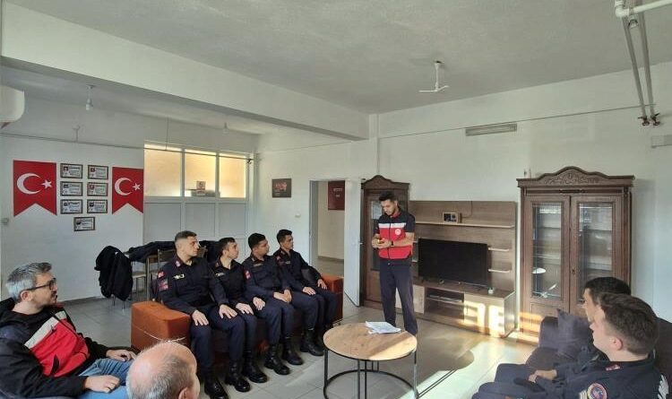 Kütahya'da hayvan nakillerinde belge kontrolü ve bilgilendirme çalışmaları 1