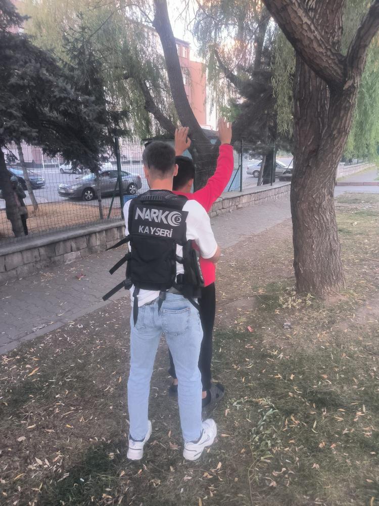 ‘Narko-Okul’ uygulamasında 13 şahıs sorgulandı