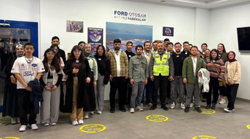 Öğrenciler otomotiv üretimini yerinde gözlemledi 1