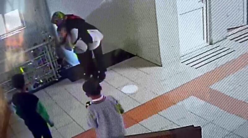 Okulda nefes borusuna yiyecek kaçan öğrenci, öğretmenin müdahalesiyle kurtuldu 1