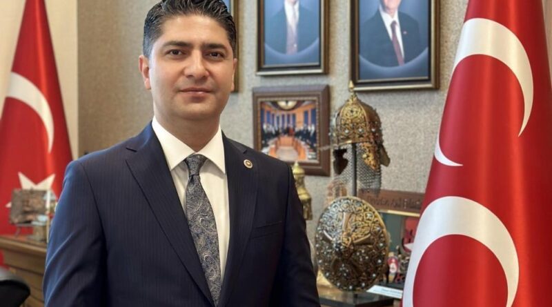 Özdemir’den Kayseri Lisesi’ne ‘İstiklal Madalyası’ teklifi 1
