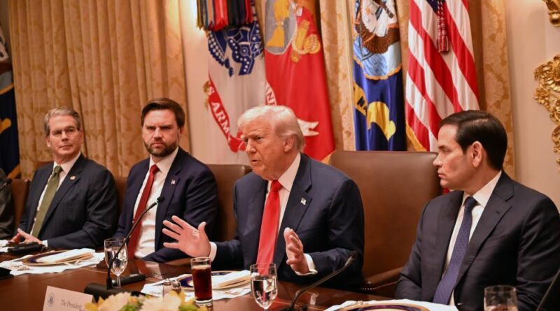 Trump: "Hamas ile konuştum, bana silah bırakacaklarını söylediler" 1