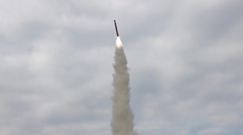 Trump’ın Güney Kore ziyaretinin hemen öncesinde Kuzey Kore’den yeni füze denemesi 1