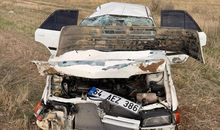Uşak'ta otomobil tarlaya düştü: 1 kişi yaralandı 1