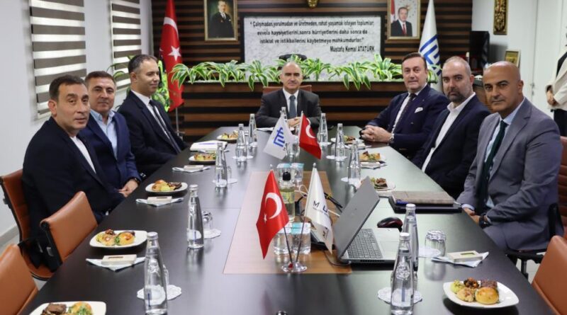 Vali Özkan’dan Muradiye OSB’deki yatırımlara inceleme 1
