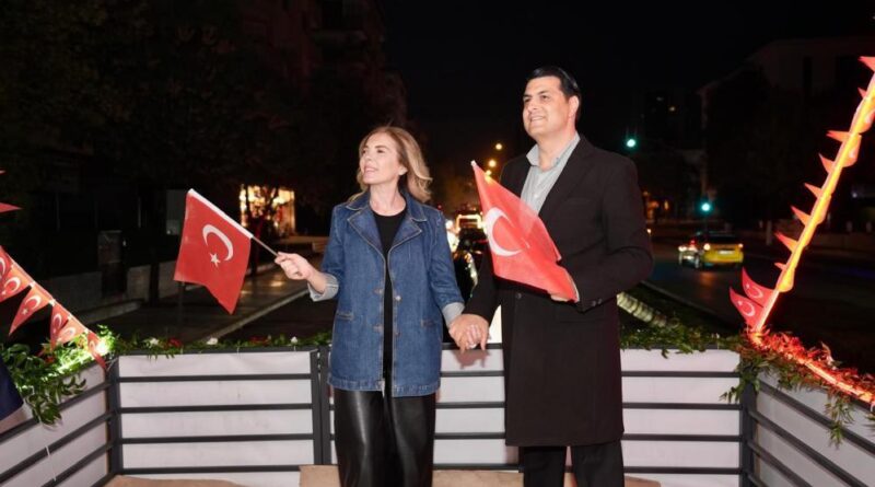 Yılmaz’dan 102 araçla Cumhuriyet Korteji’ne davet 1
