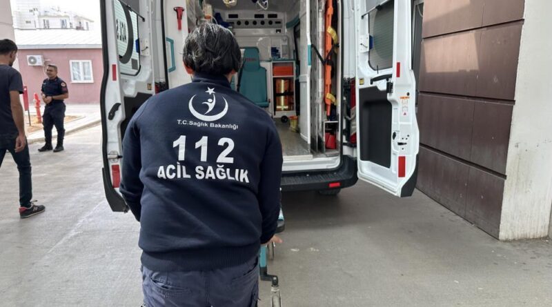 Zeytin ağacından düşen kişi yaralandı 1