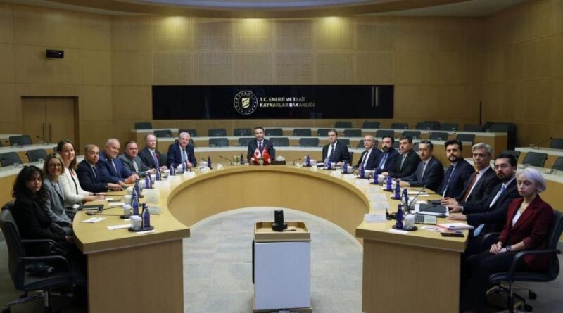 Bakan Bayraktar: "Nükleer santrallerle ilgili dünyanın önde gelen şirketleri ile görüşmelerimizi sürdürüyoruz" 1