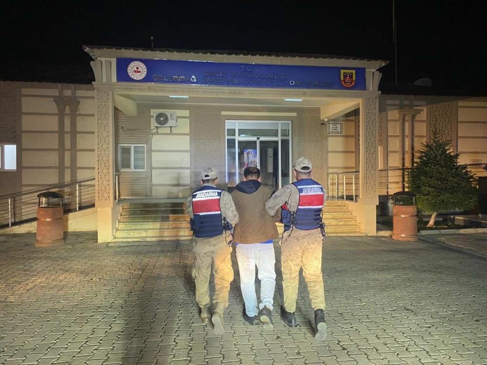 Erciş’te “Kurgulanmış Hırsızlık” oyununu jandarma ortaya çıkardı