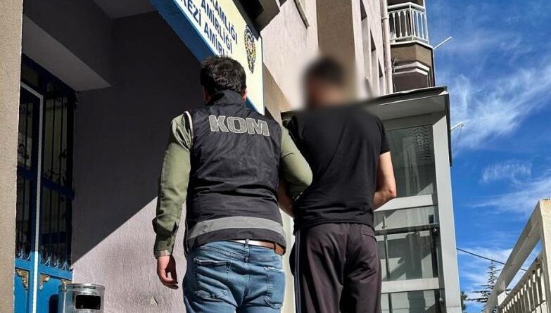 Hapis cezasıyla aranan şahsı polis yakaladı 1
