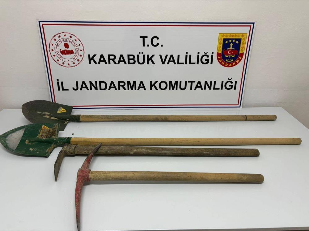 Karabük’te izinsiz kazı yapan 3 kişi suçüstü yakalandı