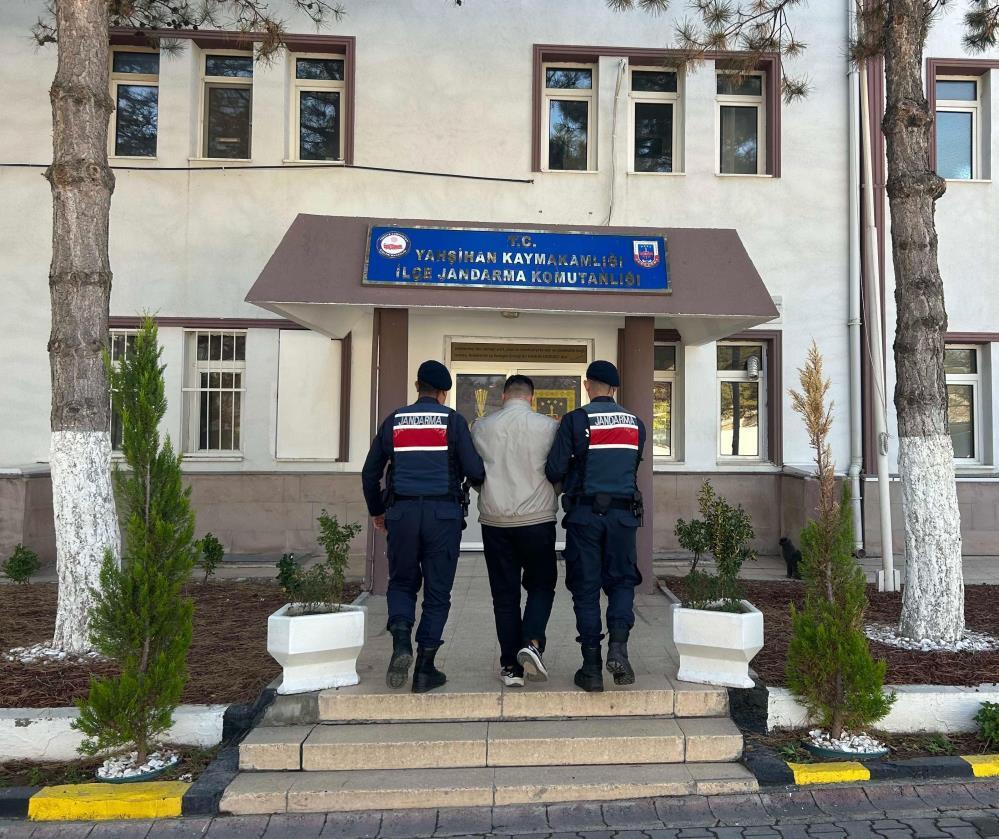 Kırıkkale’de 7 yıl 6 ay hapis cezasıyla aranan firari yakalandı