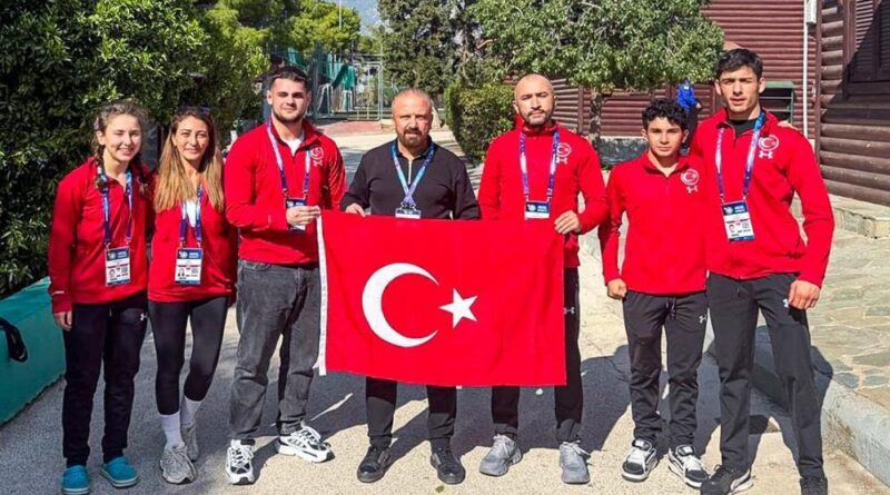 Türkiye Güreş Federasyonu, ilk kez pankration branşında uluslararası şampiyonada 1